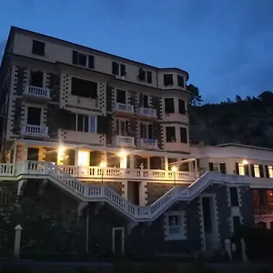  Hotel Casa Per Ferie Rossana